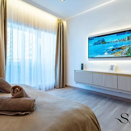 Seaview Beachfront With Aqua Park & Balcony Apartment Benalmádena