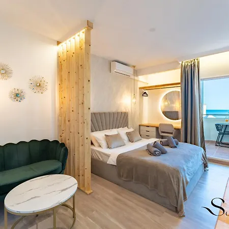 Seaview Beachfront With Aqua Park & Balcony Apartment Benalmádena